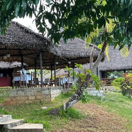 Wings Hotels Nosy-Be Bagian luar foto